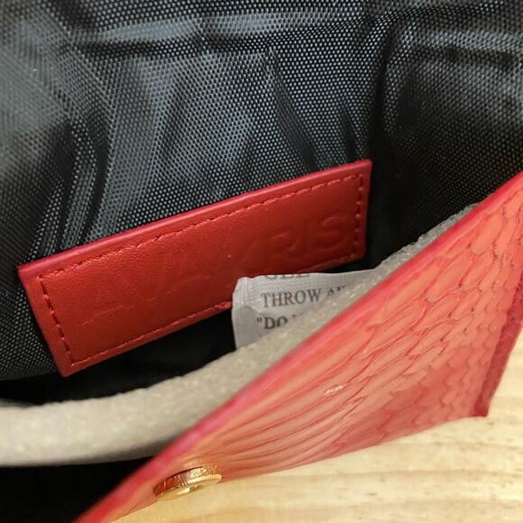 Ava/Kris Red Small Clutch Purse - Picture 5 of 6